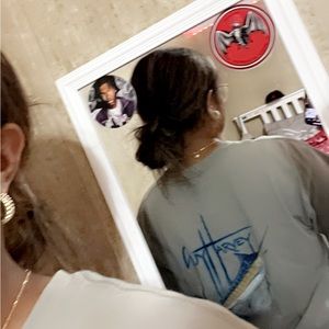 Meet your Posher, Elisha